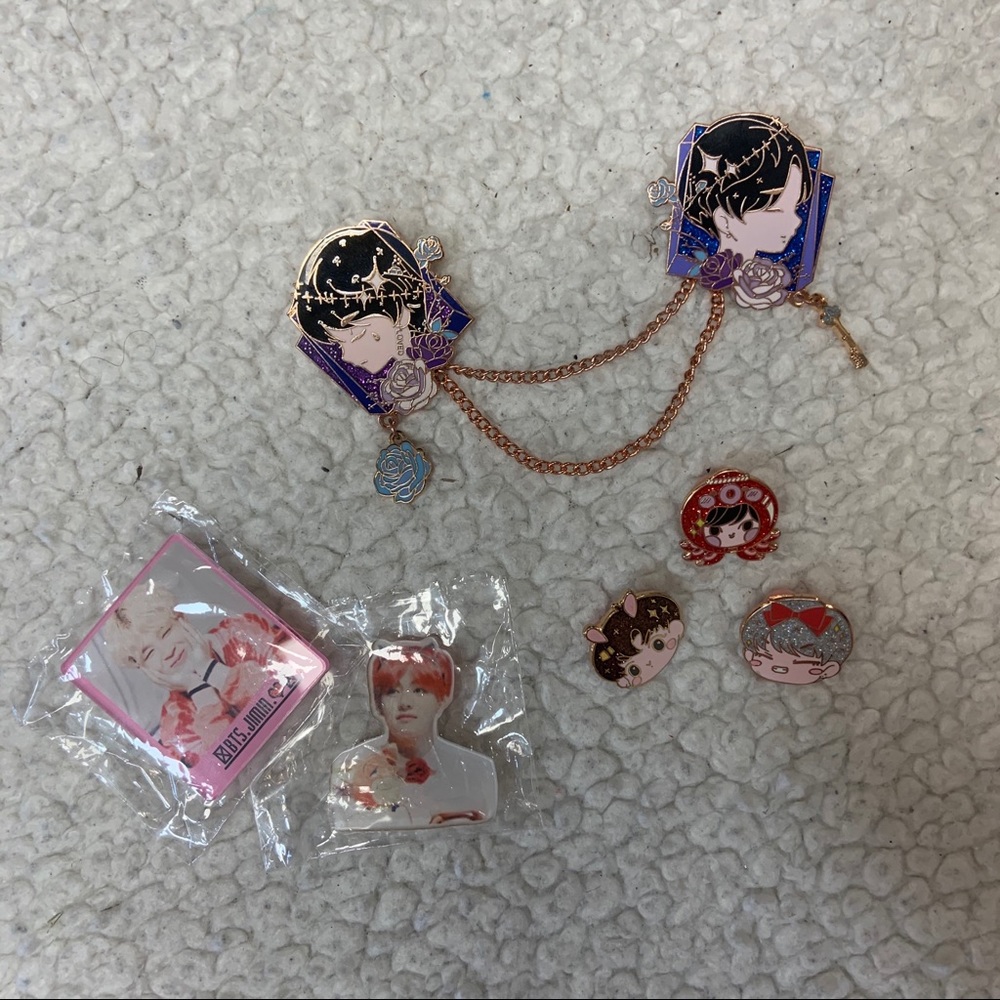 Lot of BTS pins brooch